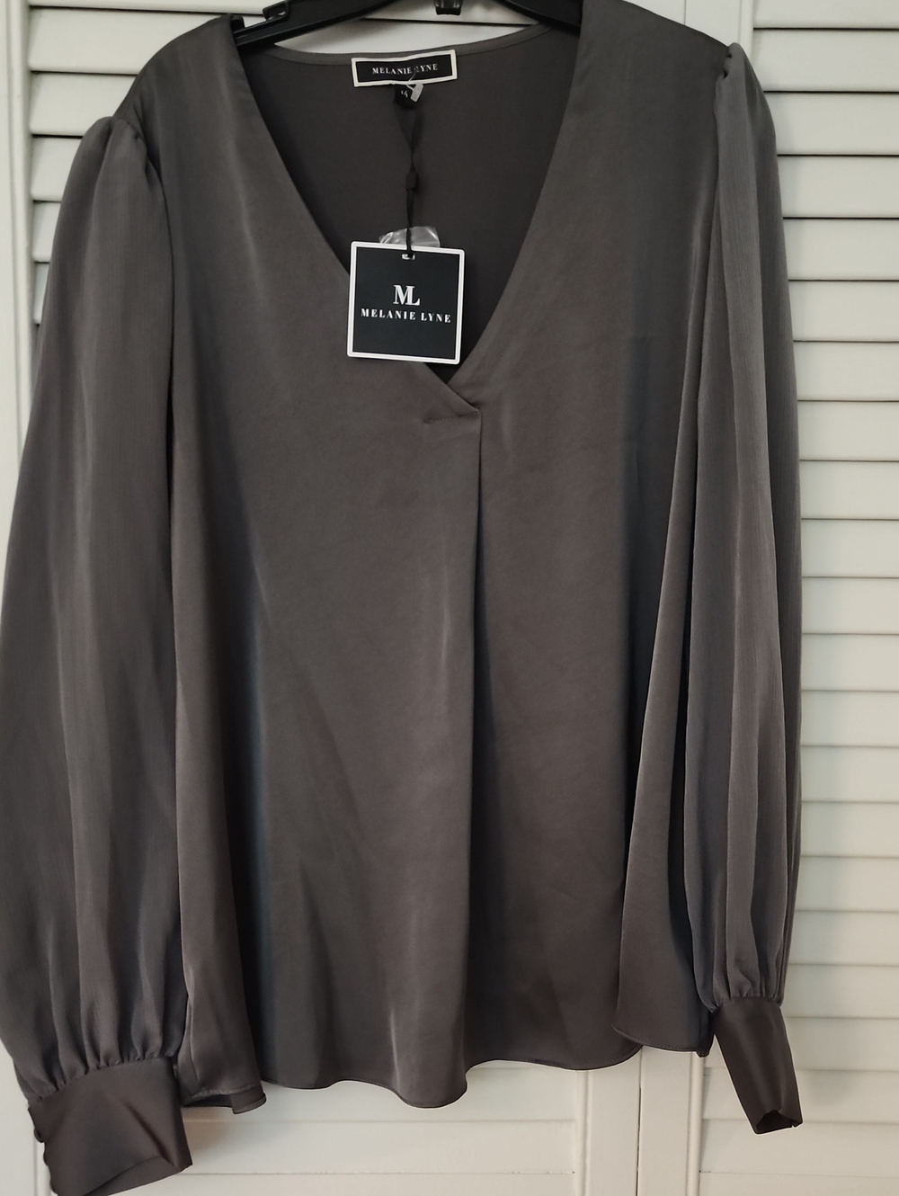 Melaine Lynn Grey V-Neck Long Sleeve Blouse